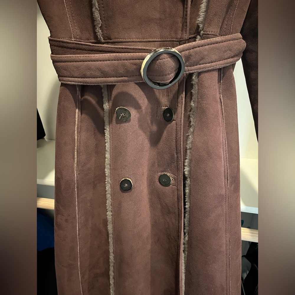 Vintage 70s Californian Suede Shearling Belted Trench Coat - Picture 5 of 16